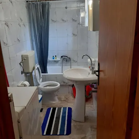 Glyfada's Family Glyfada (Phocis)